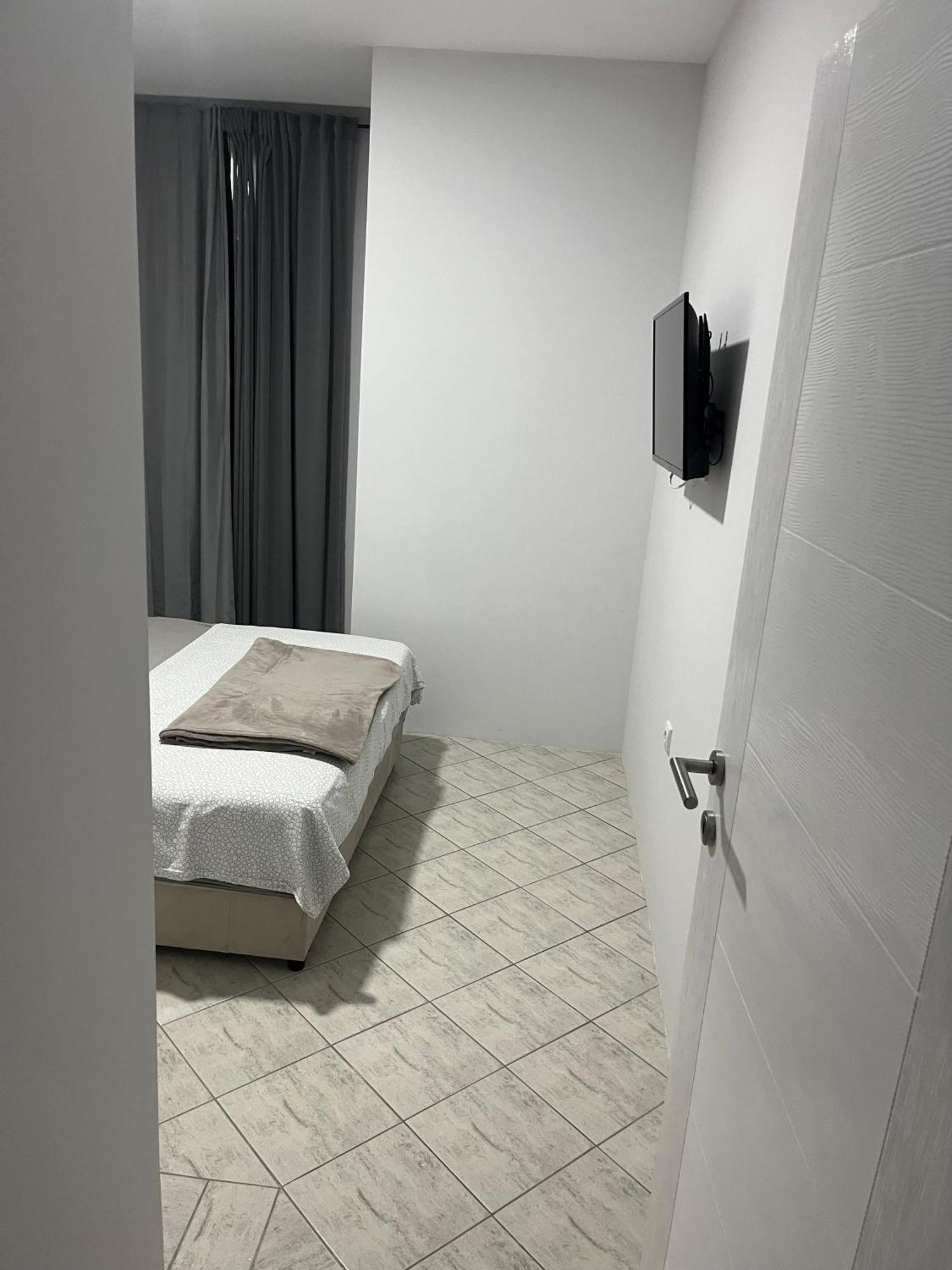 Magic M Apartment Mali Mokri Lug Luaran gambar
