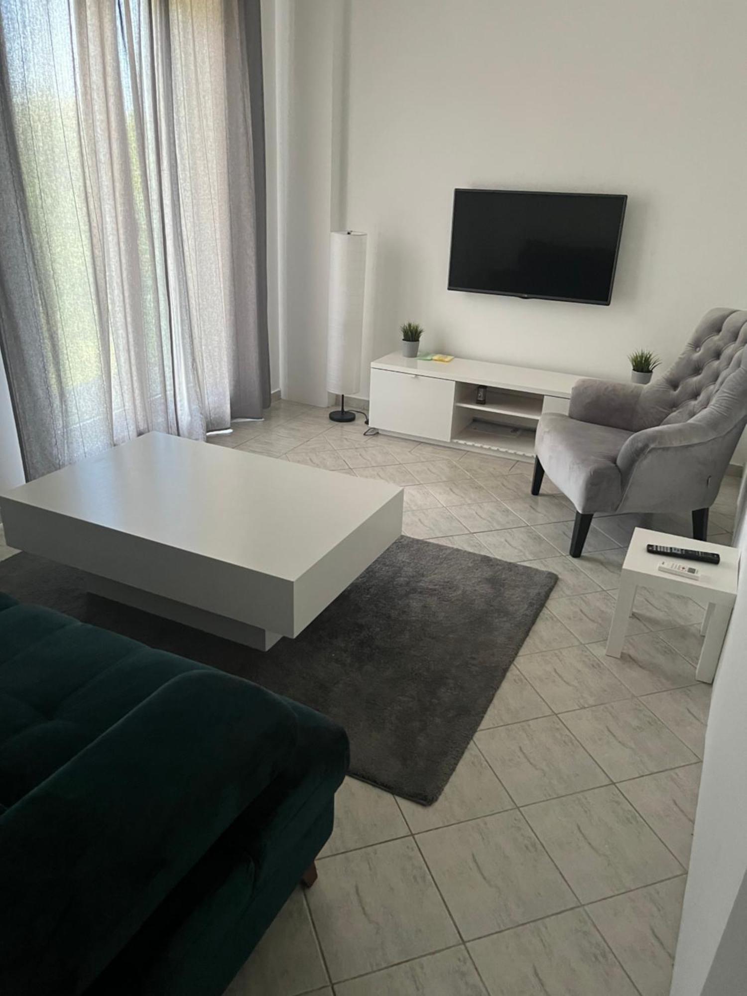 Magic M Apartment Mali Mokri Lug Luaran gambar